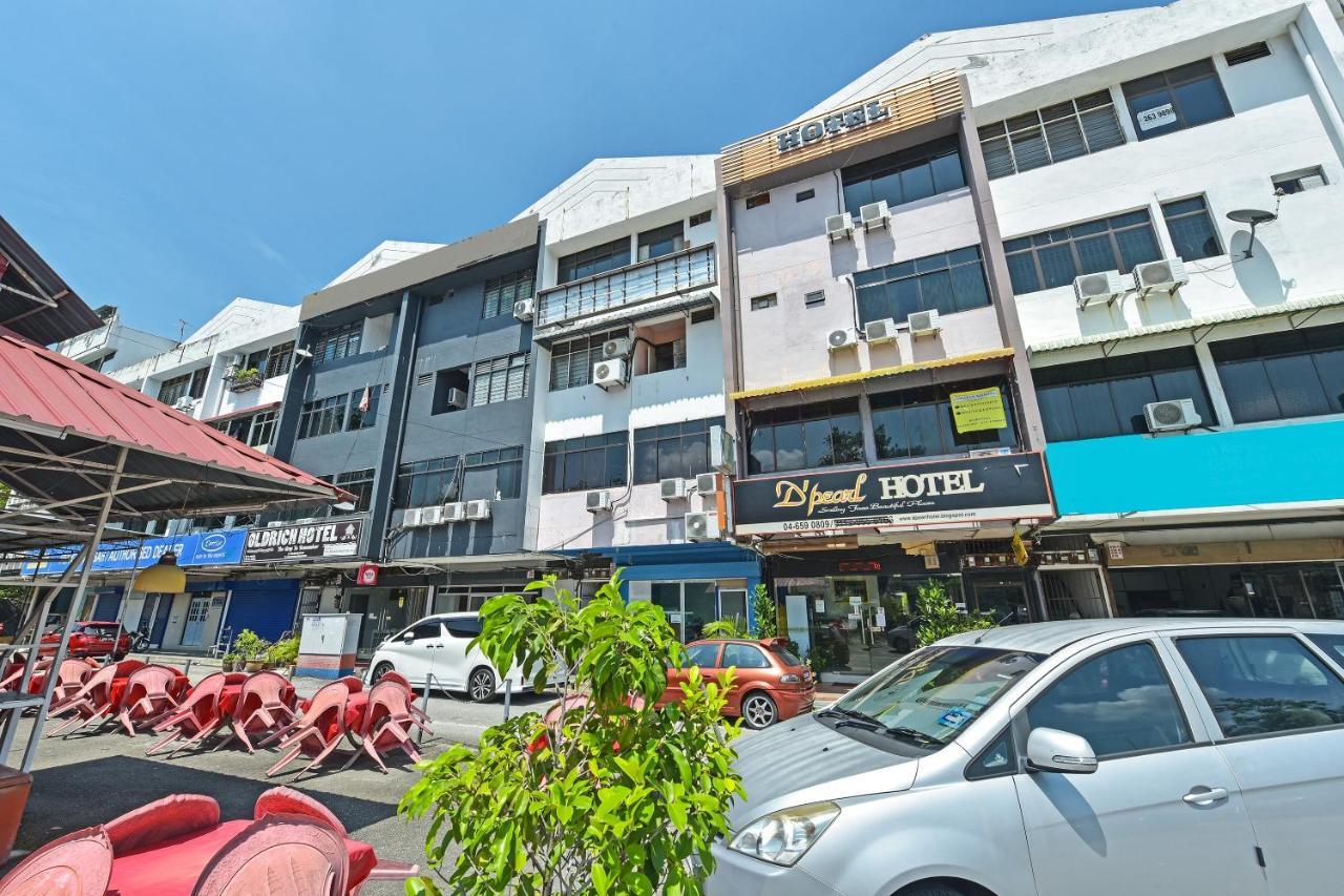 F Hotel Sungai Dua Bukit Exteriér fotografie