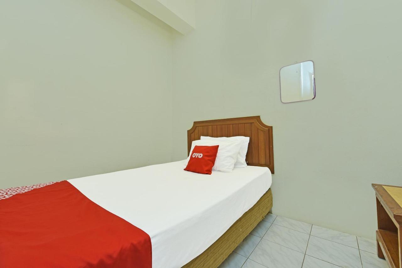 Oyo 90585 D Pearl Hotel Sungai Dua Bukit Exteriér fotografie