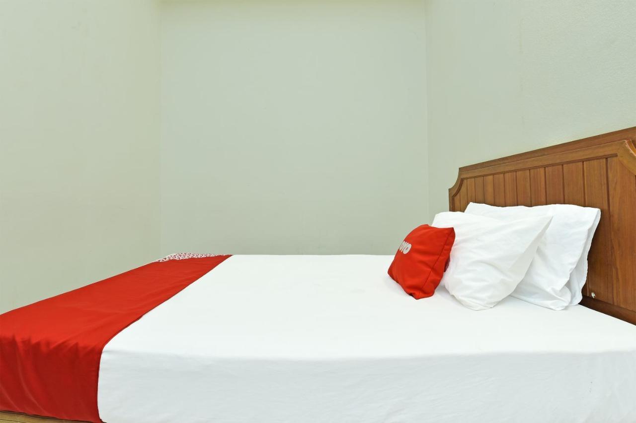 F Hotel Sungai Dua Bukit Exteriér fotografie