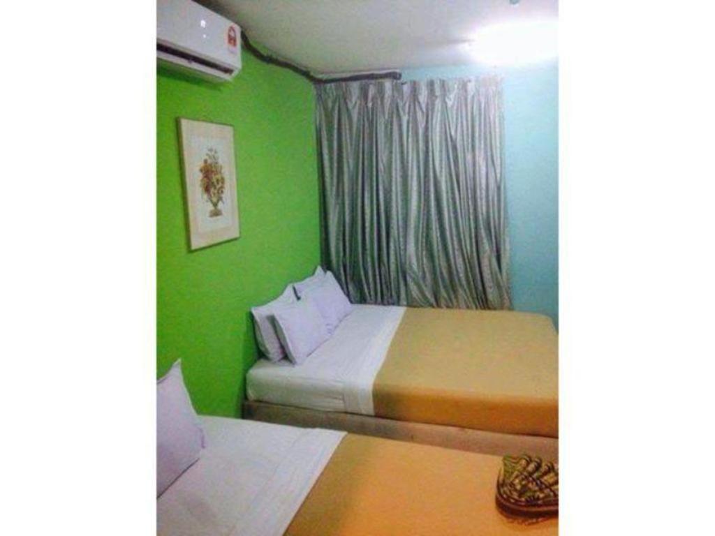 F Hotel Sungai Dua Bukit Exteriér fotografie